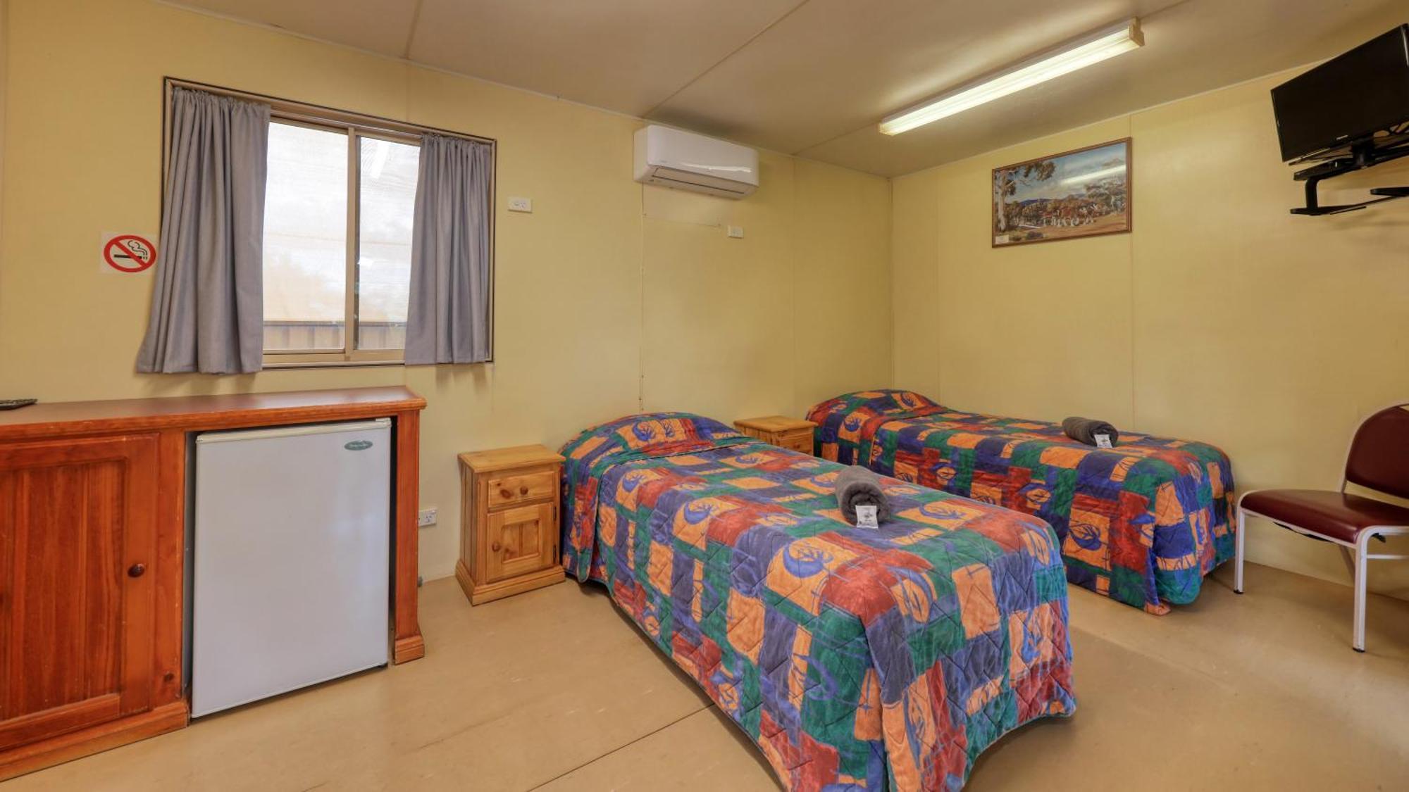 White Cliffs Hotel Esterno foto